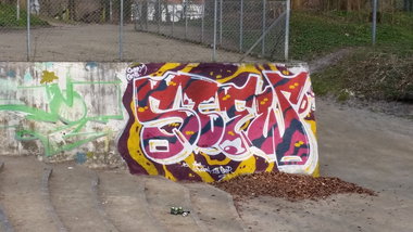 Graffiti Wall - Photo by dumberone