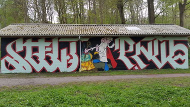 Graffiti Wall - Photo by dumberone