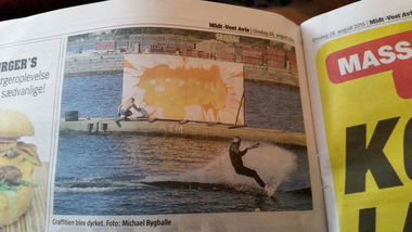 Graffiti Artwork - Photo by dumberone