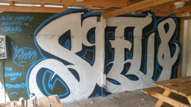 Graffiti Wall - Photo by dumberone