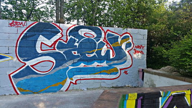 Graffiti Wall - Photo by dumberone