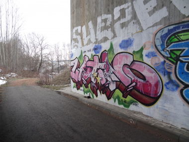 Graffiti Wall in Chemnitz - Photo by dynamikR - latino, epik, grs