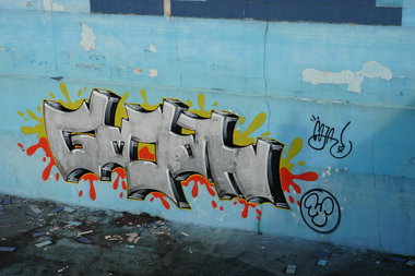 Graffiti Bombing - Photo by dzik - Gojah, Wild, Crew