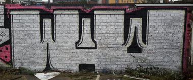 Graffiti Wall - Photo by dzik