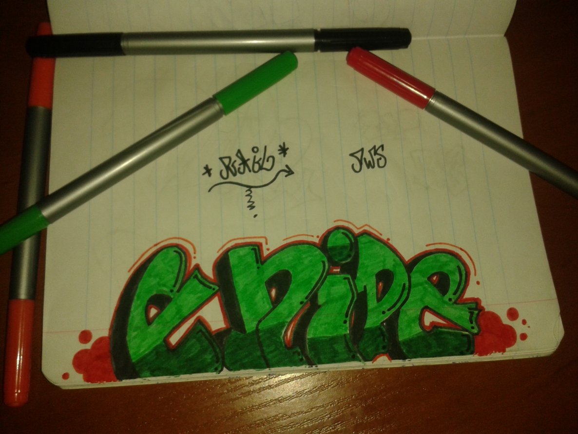 Graffiti Sketch - Photo by eNiPe - eNipE, Nip (2014)