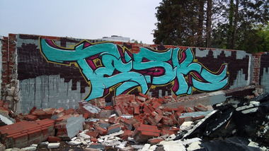 Graffiti Wall in Germany - Photo by edding3000 - tesk (2012)