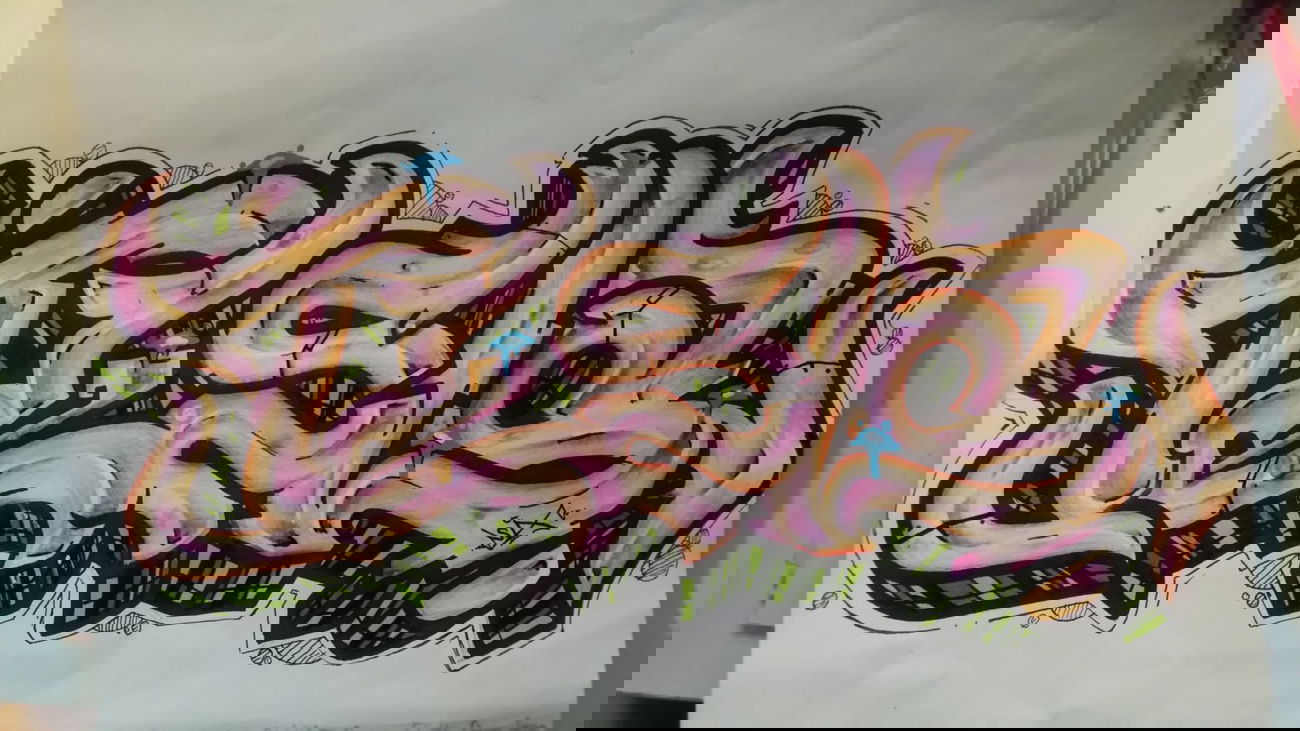 Graffiti Sketch - Photo by edding3000 - tesla (2014)