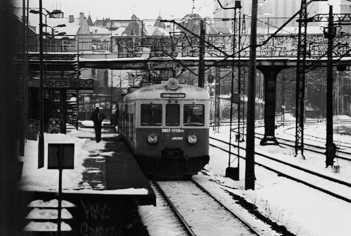 Graffiti Artwork - Photo by edson