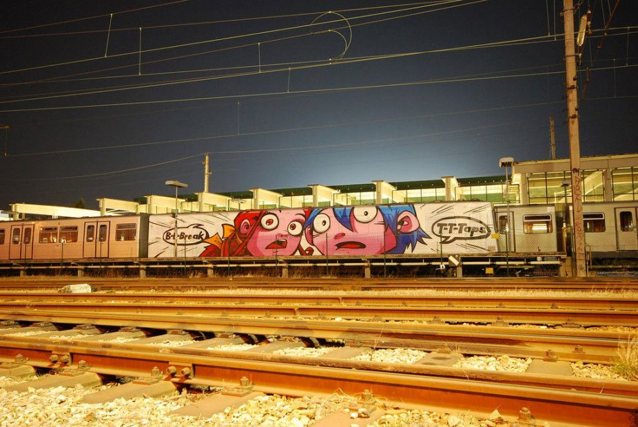 Graffiti Train - Photo by edson