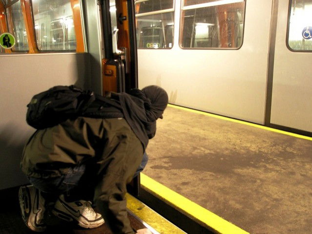 Graffiti Artwork - Photo by edson