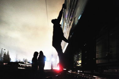 Graffiti Artwork - Photo by edson