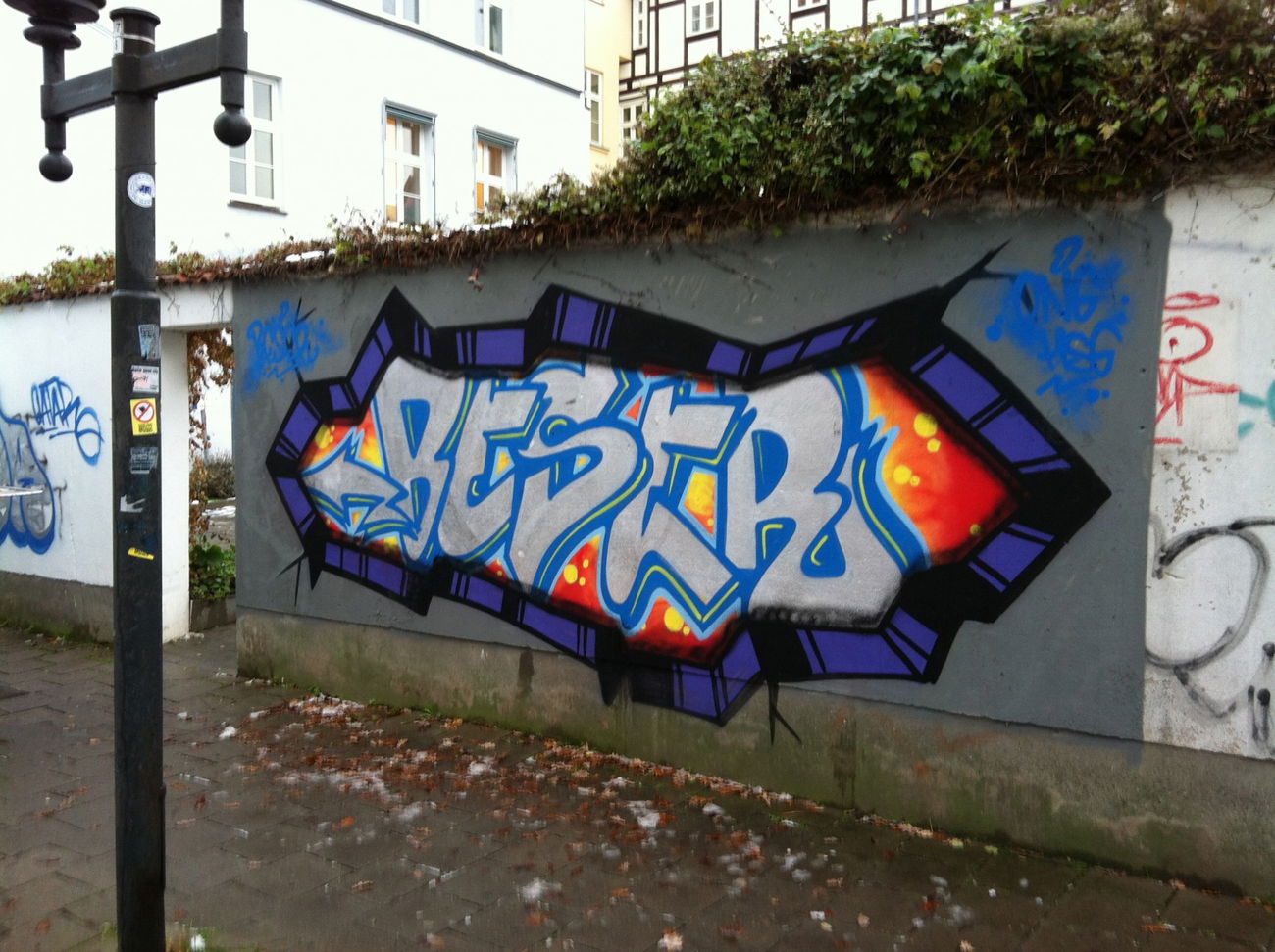 Graffiti Wall - Photo by egal098 - beser, ong
