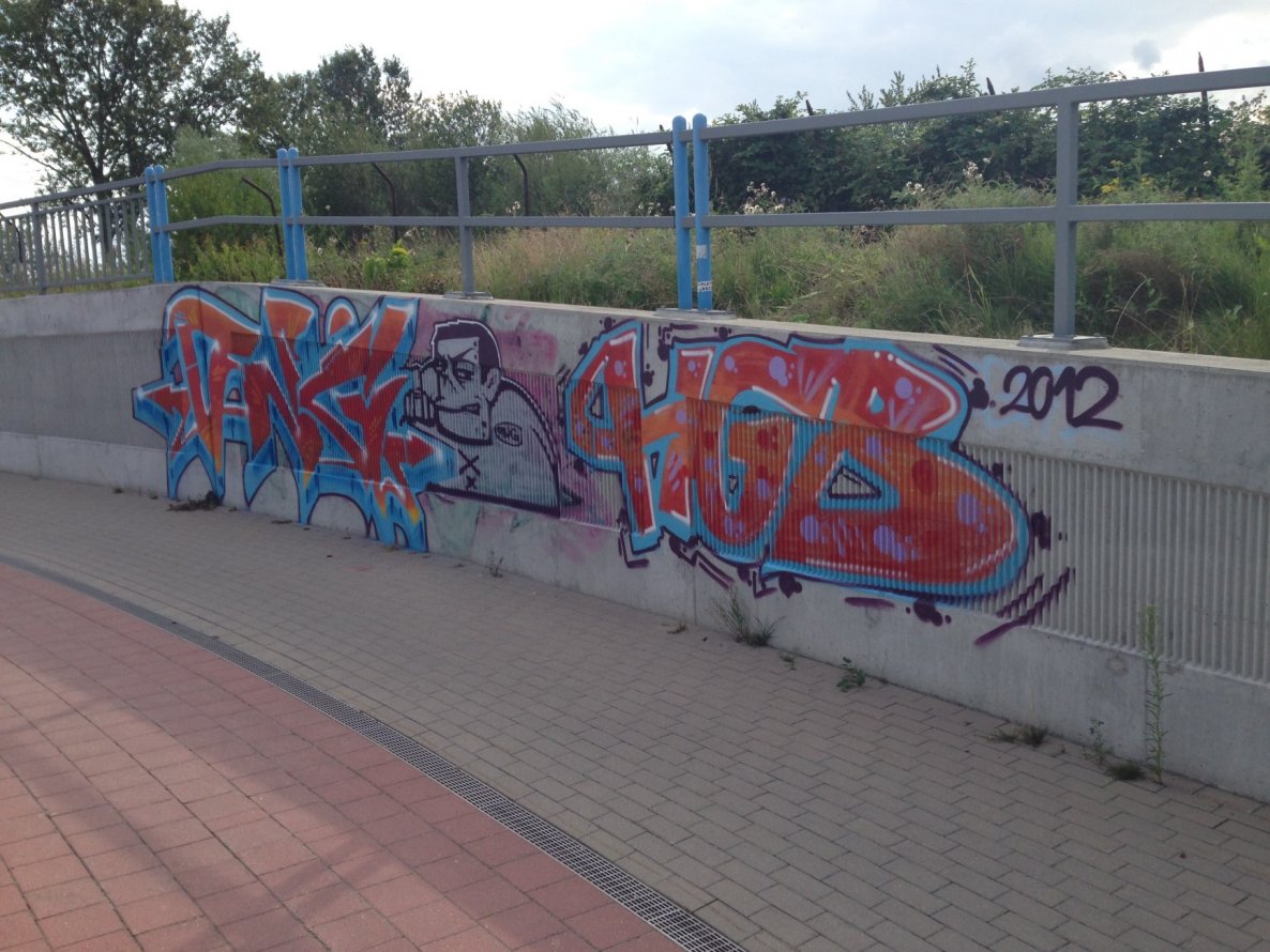 Graffiti Wall - Photo by egal098 - ong, hgb