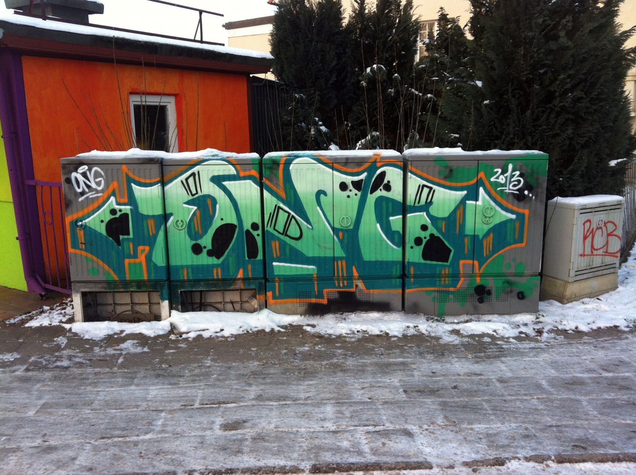 Graffiti Wall - Photo by egal098 - ong