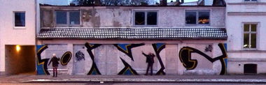 Graffiti Bombing - Photo by egal098 - ong