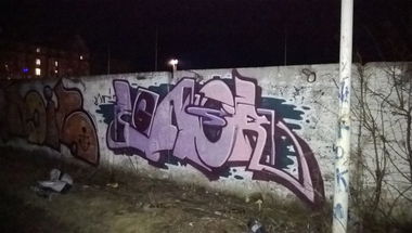 Graffiti Wall - Photo by egnor