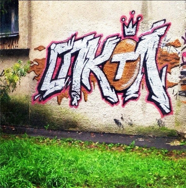 Graffiti Wall - Photo by egornrm