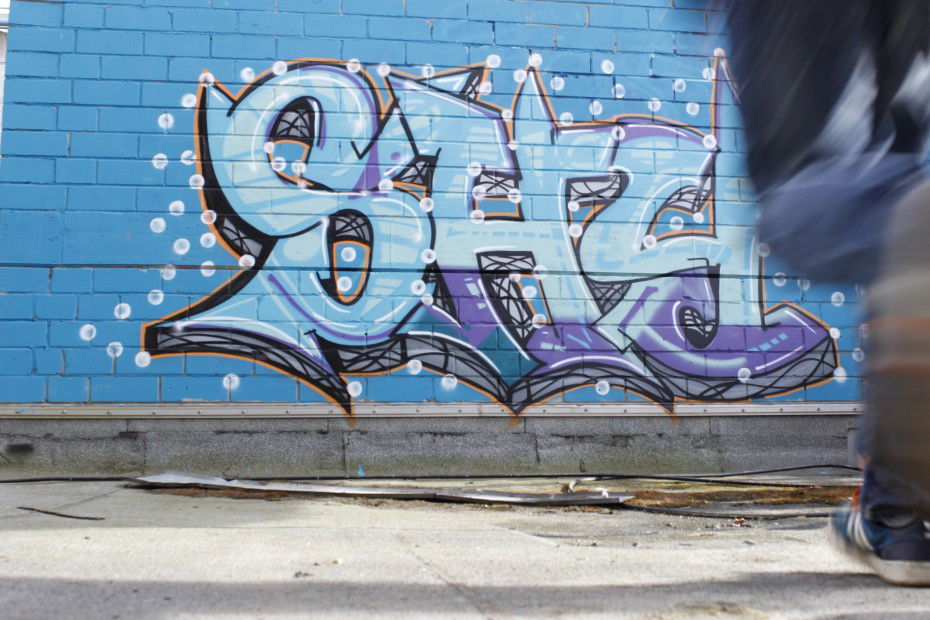 Graffiti Wall - Photo by eiersalat - shy (2013)