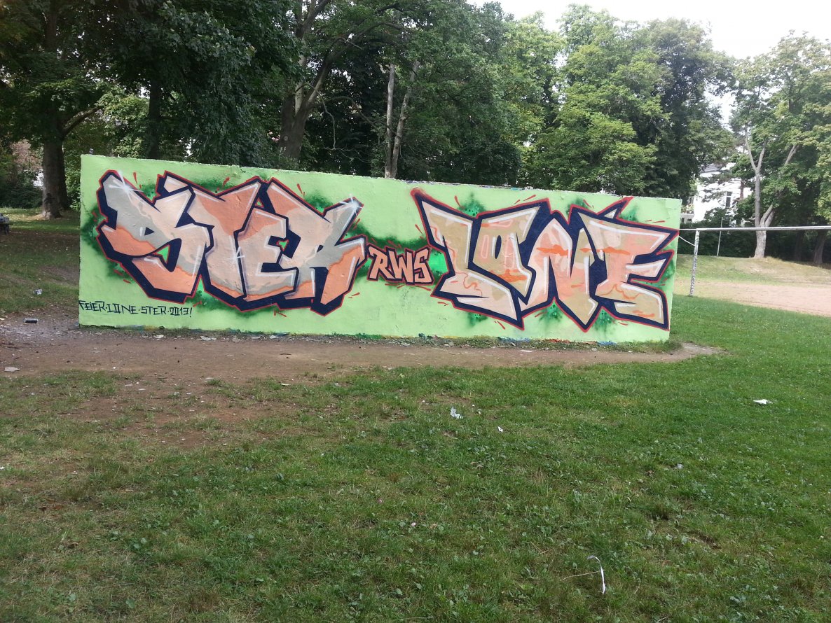 Graffiti Wall - Photo by eiersalat - bonn