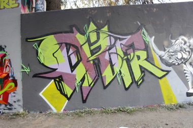 Graffiti Wall - Photo by eiersalat - dripr