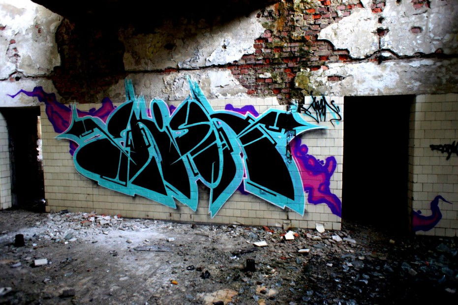 Graffiti Wall - Photo by ekison