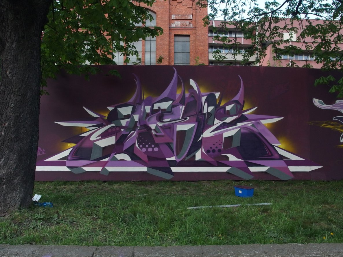 Graffiti Wall - Photo by ekison