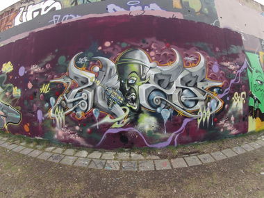 Graffiti Wall - Photo by ekszer - zoxes, hamburg (2016)