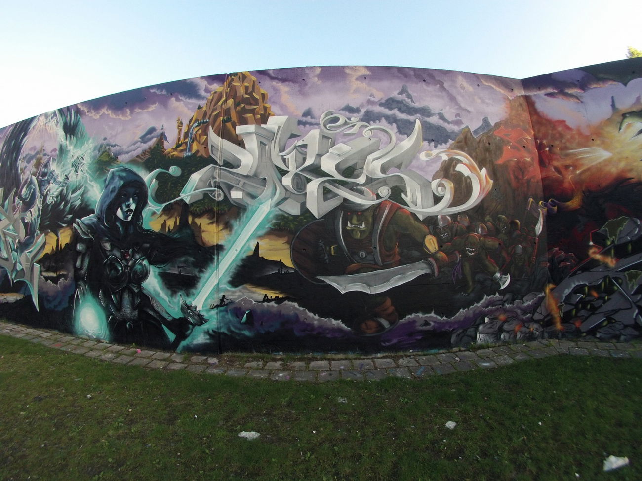 Graffiti Wall - Photo by ekszer - ivel, virus, pokar (2015)