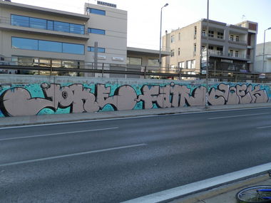 Graffiti Bombing in Athens - Photo by elfs - joke, fair, zoek (2013)