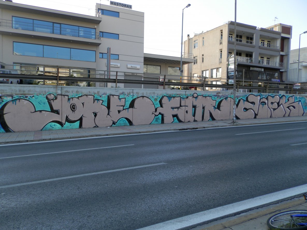 Graffiti Bombing in Athens - Photo by elfs - joke, fair, zoek (2013)