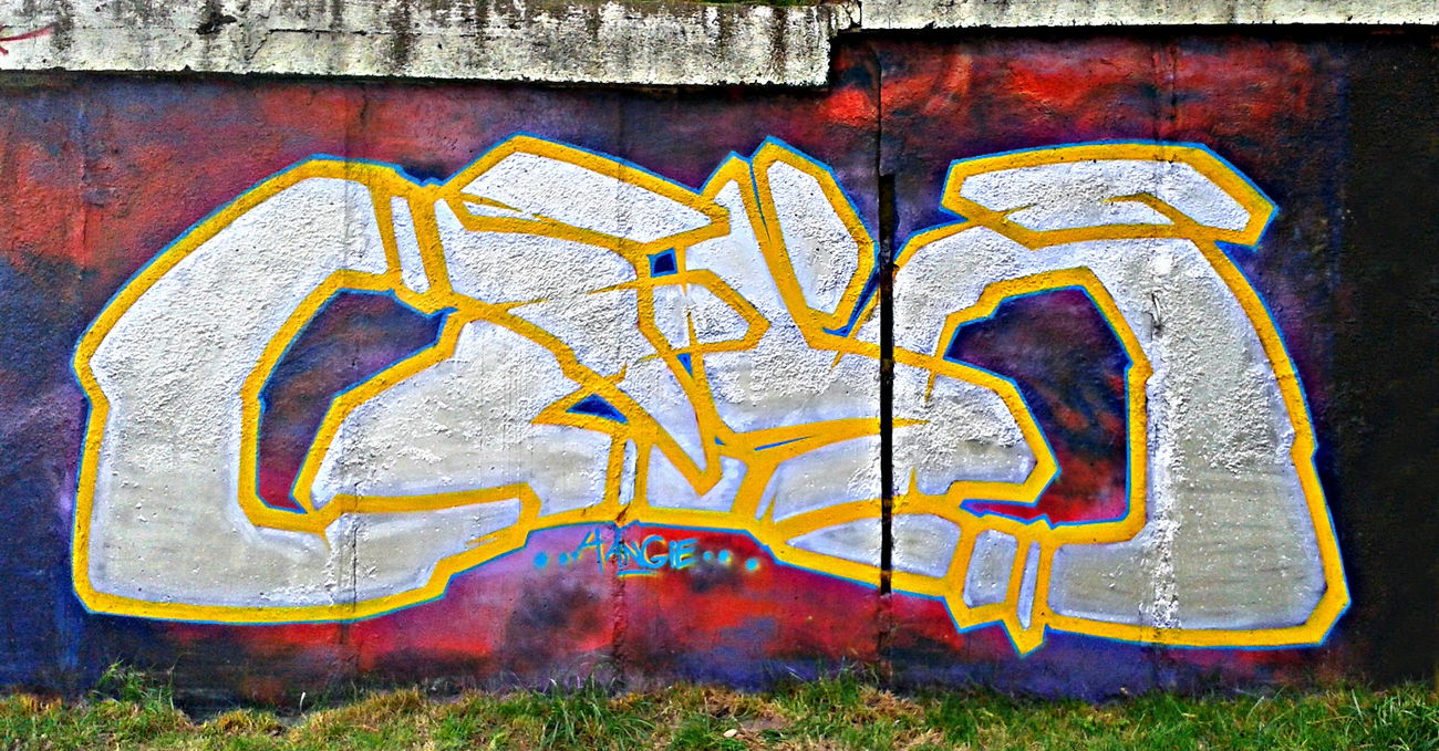 Graffiti Wall in Warsaw - Photo by eliano1 (2015)