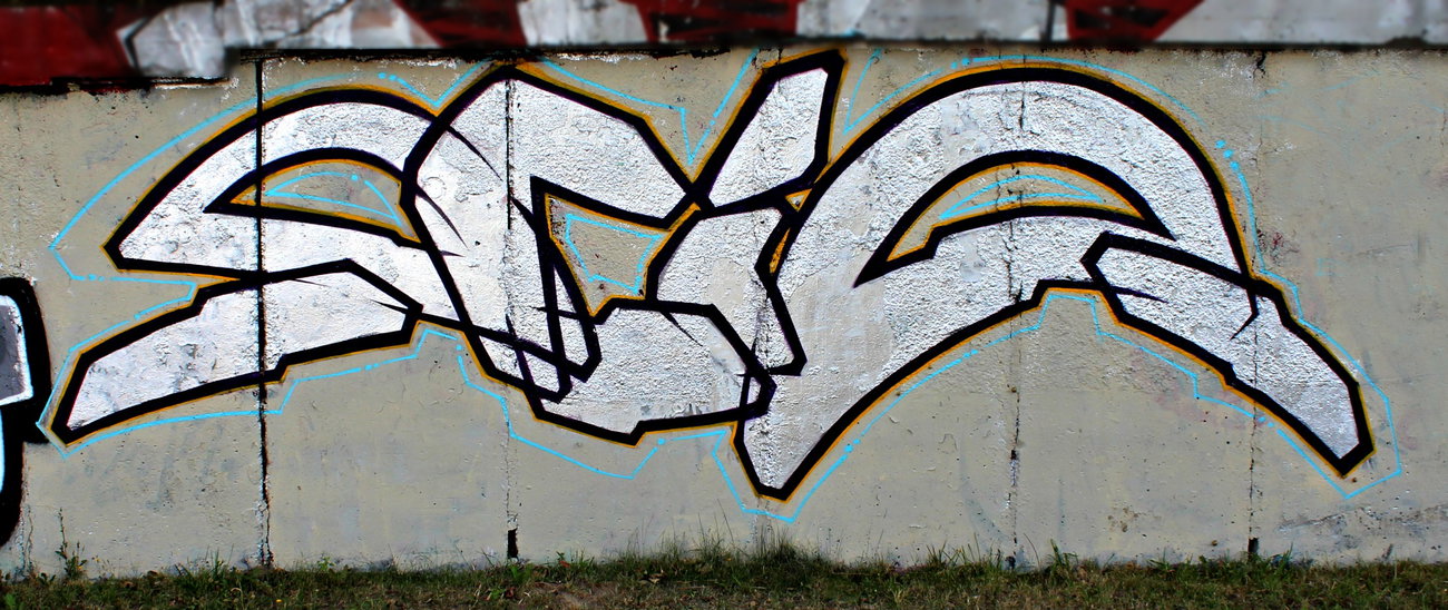 Graffiti Wall - Photo by eliano1