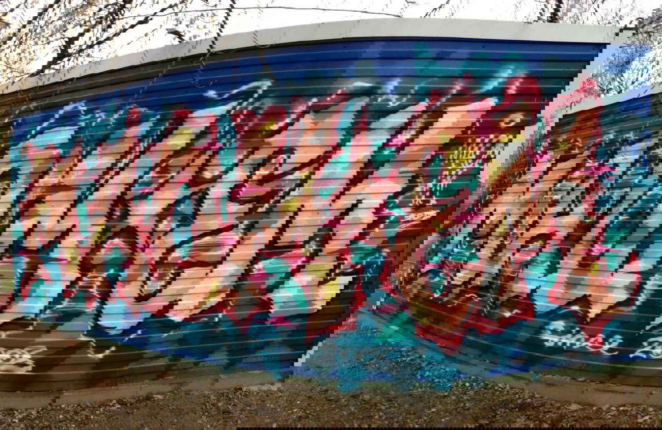Graffiti Wall - Photo by em - Maom, em (2013)