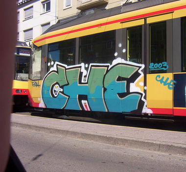 Graffiti Train - Photo by emilyerdbeere - che