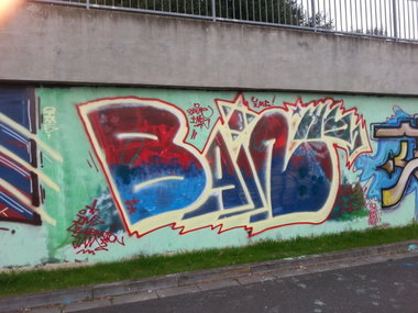 Graffiti Wall - Photo by emilyerdbeere - bain