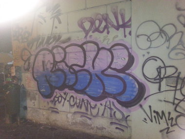 Graffiti Bombing - Photo by emilyerdbeere - ricki, praha