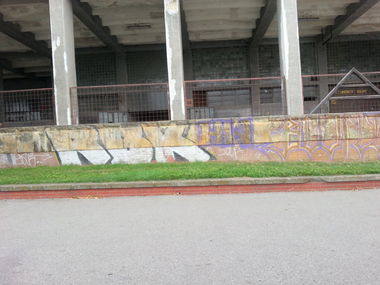 Graffiti Bombing - Photo by emilyerdbeere - rbk, praha