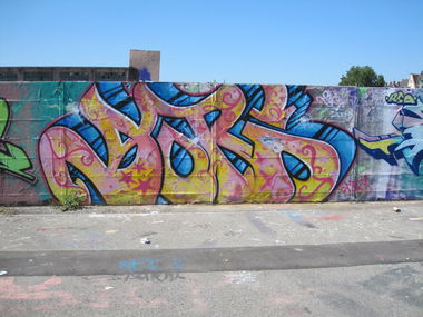 Graffiti Wall - Photo by emilyerdbeere - dori, karlsruhe