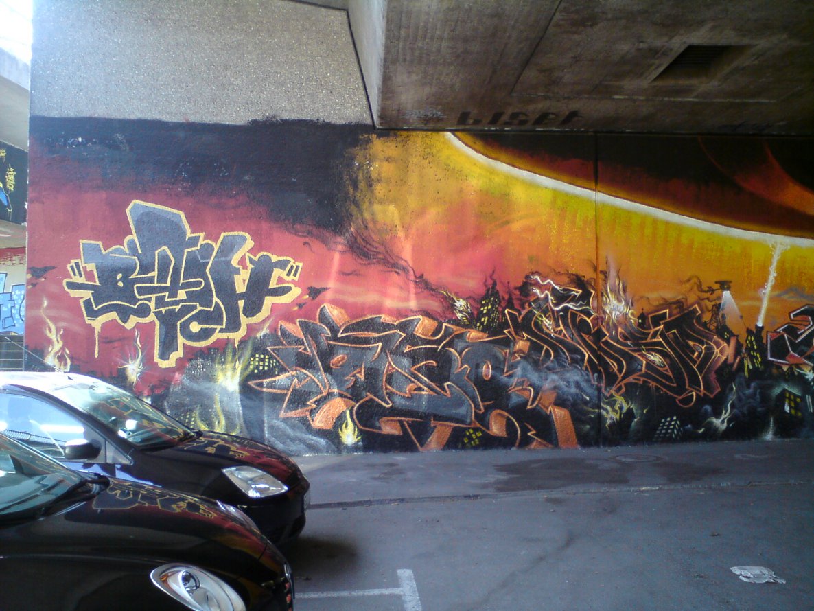 Graffiti Wall - Photo by emilyerdbeere - bauch, diso, mism