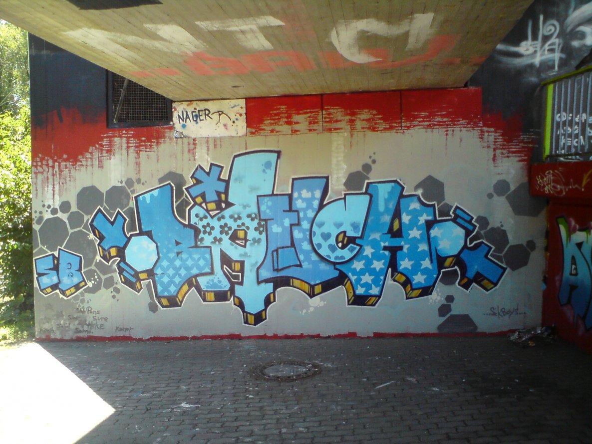 Graffiti Wall - Photo by emilyerdbeere - bauch, karlsruhe