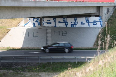 Graffiti Bombing - Photo by emilyerdbeere - ksc, ultras, fbs