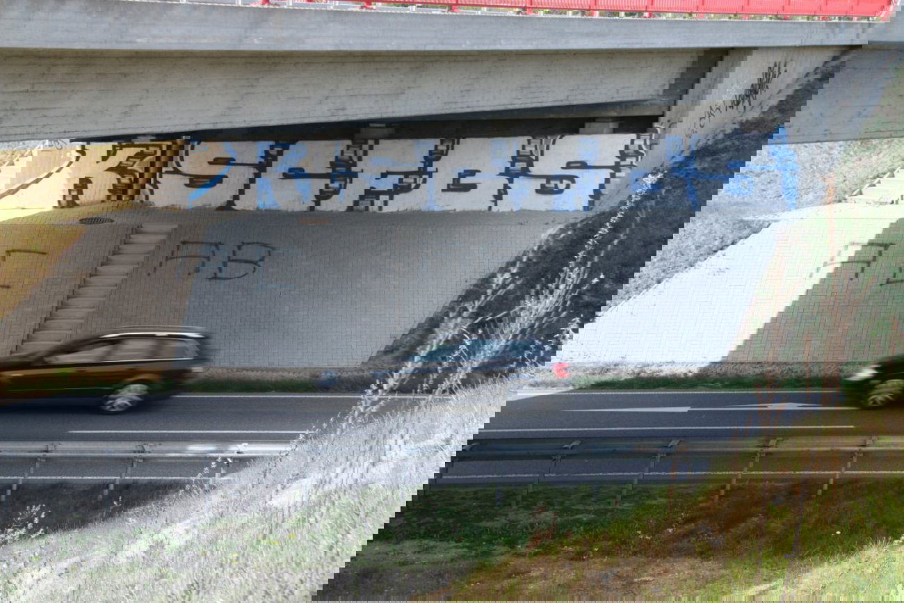 Graffiti Bombing - Photo by emilyerdbeere - ksc, ultras, fbs