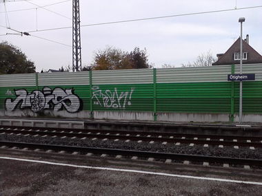 Graffiti Bombing - Photo by emilyerdbeere - nois, slk, karlsruhe