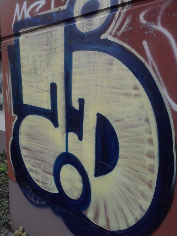 Graffiti Bombing - Photo by emilyerdbeere - jd, karlsruhe