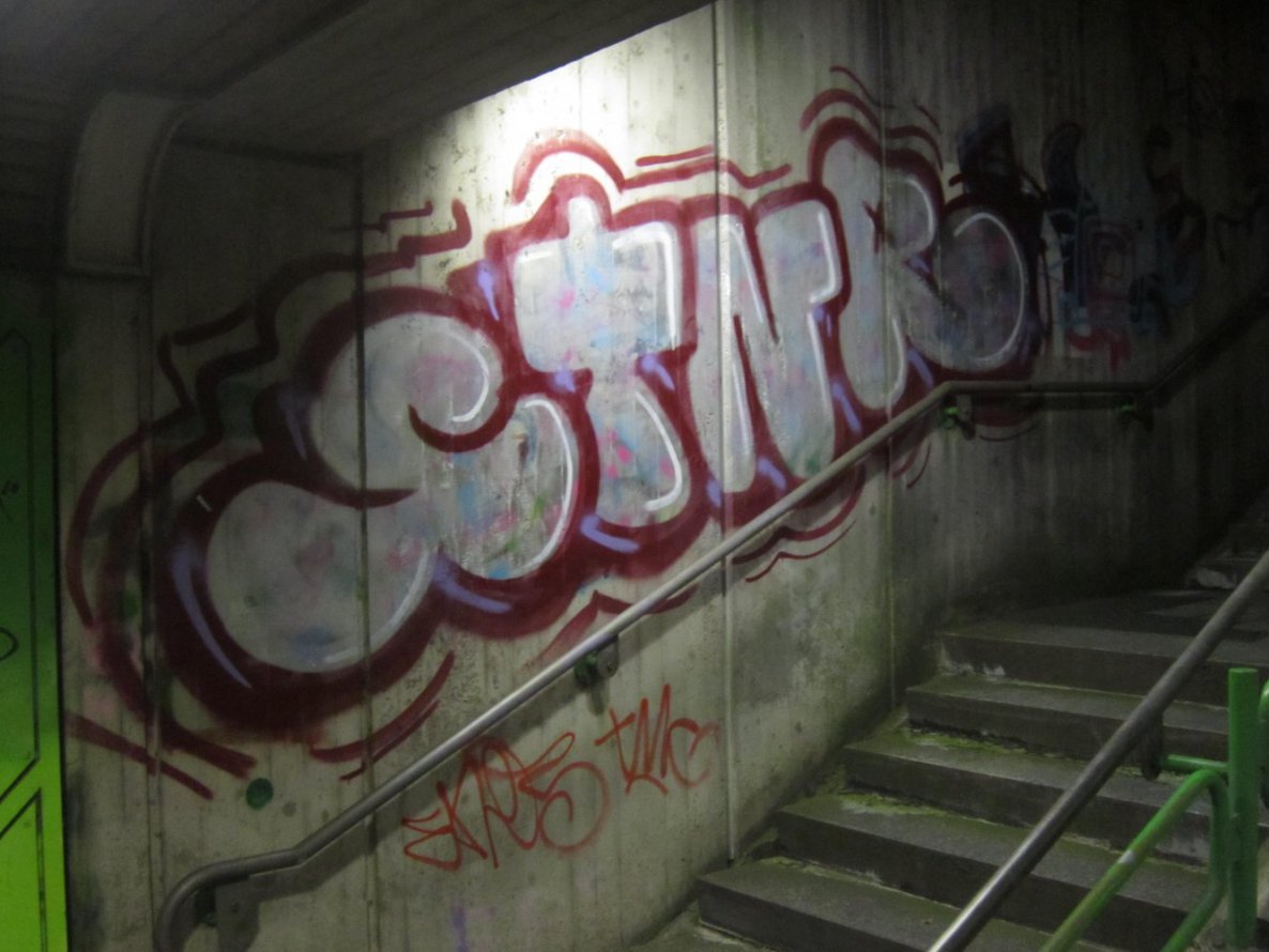 Graffiti Bombing - Photo by emilyerdbeere - stnr, stoner, karlsruhe
