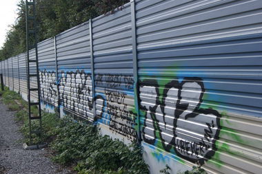 Graffiti Bombing - Photo by emilyerdbeere - hass&magie, tvz, karlsruhe