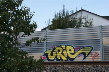 Graffiti Bombing - Photo by emilyerdbeere - urie, tvz, karlsruhe