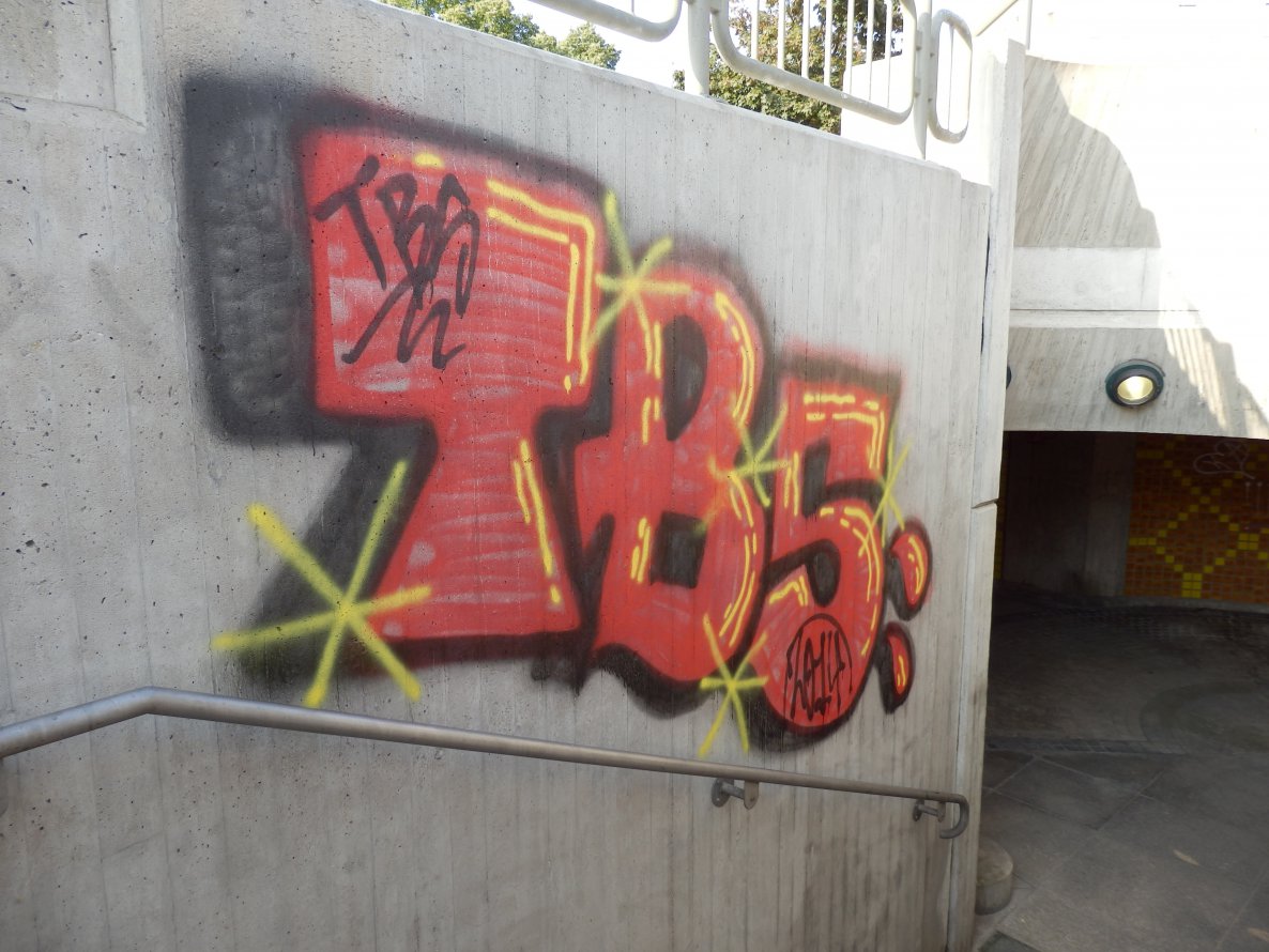 Graffiti Wall - Photo by emilyerdbeere - tbs, karlsruhe