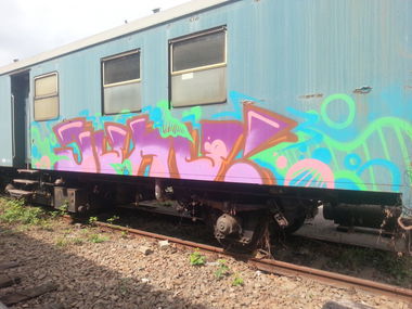 Graffiti Train - Photo by emilyerdbeere - juhu, karlsruhe