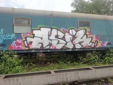 Graffiti Train - Photo by emilyerdbeere - asik, sk, karlsruhe